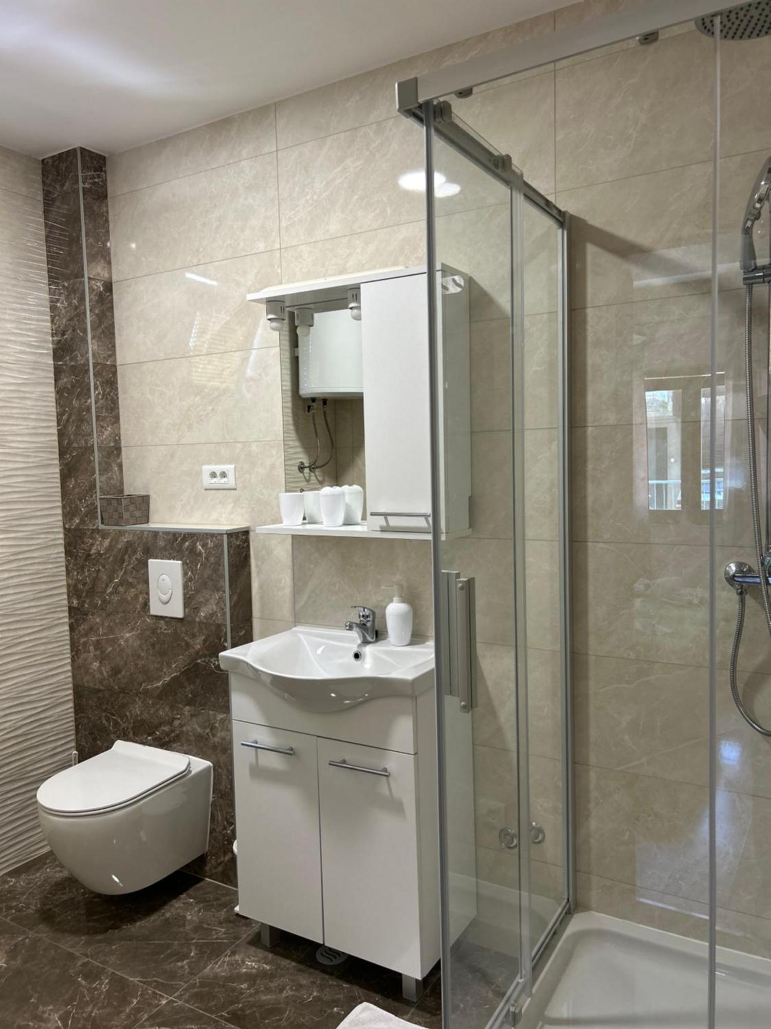 גראדאץ 4 Sisters Apartments מראה חיצוני תמונה