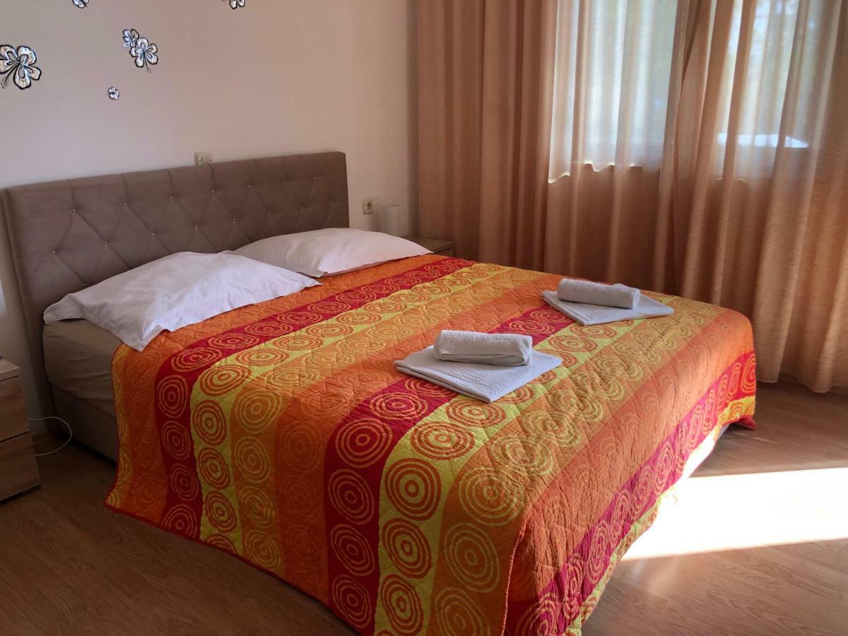 גראדאץ 4 Sisters Apartments מראה חיצוני תמונה